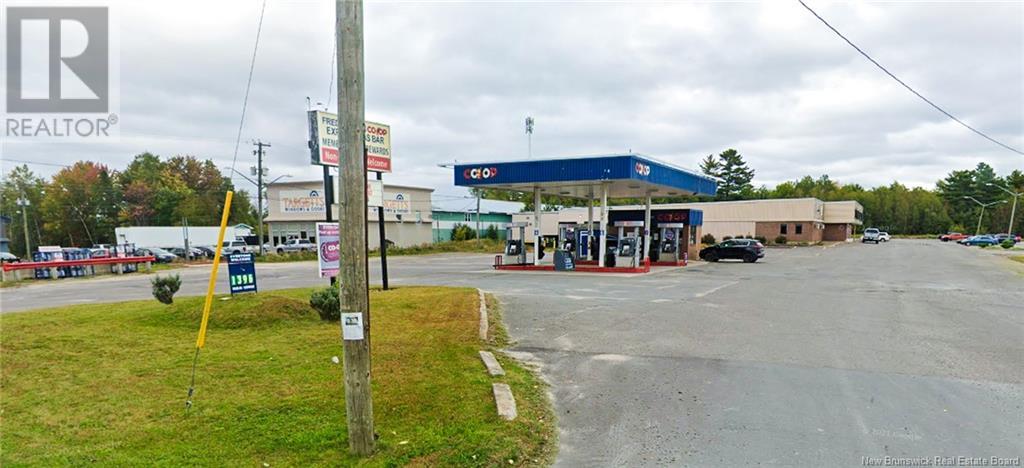 804 St. Mary's Street, Fredericton, New Brunswick  E3G 8S8 - Photo 3 - NB115583