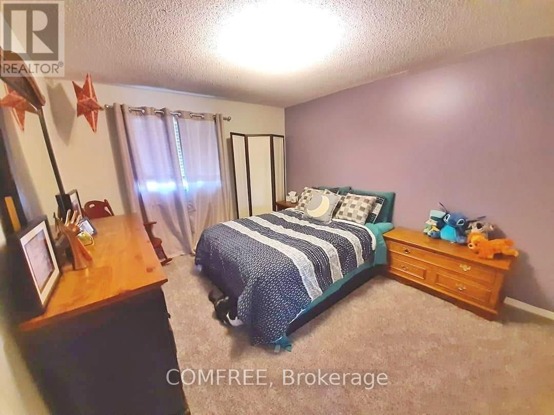 48 Dunsmore Lane, Barrie (Georgian Drive), Ontario  L4M 6Z9 - Photo 19 - S12062471