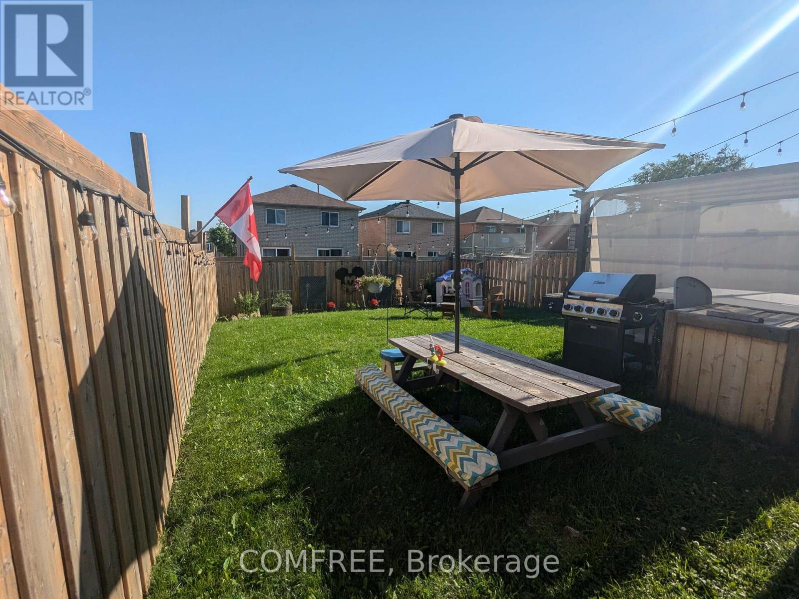 Property at 48 DUNSMORE LANE image 3