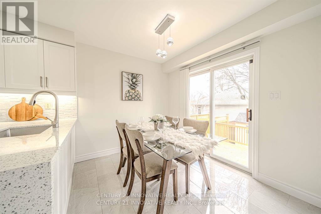 29 Brookheath Lane, Hamilton (Mount Hope), Ontario  L0R 1W0 - Photo 16 - X12061223