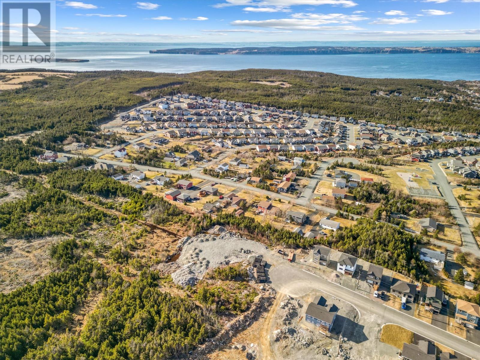 Property at 44 Phoenix Drive image 4