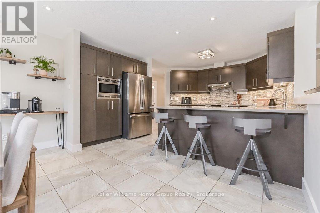 132 Spencer Drive, Centre Wellington, Ontario  N0B 1S0 - Photo 12 - X12062465