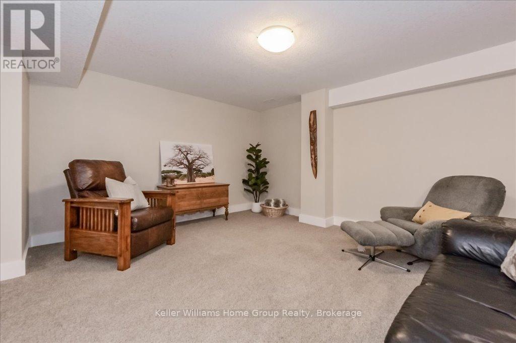 132 Spencer Drive, Centre Wellington, Ontario  N0B 1S0 - Photo 33 - X12062465