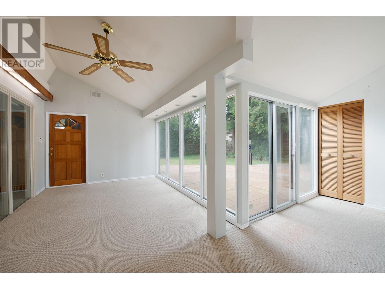381 St. James Crescent, West Vancouver, British Columbia  V7S 1J9 - Photo 13 - R2984535