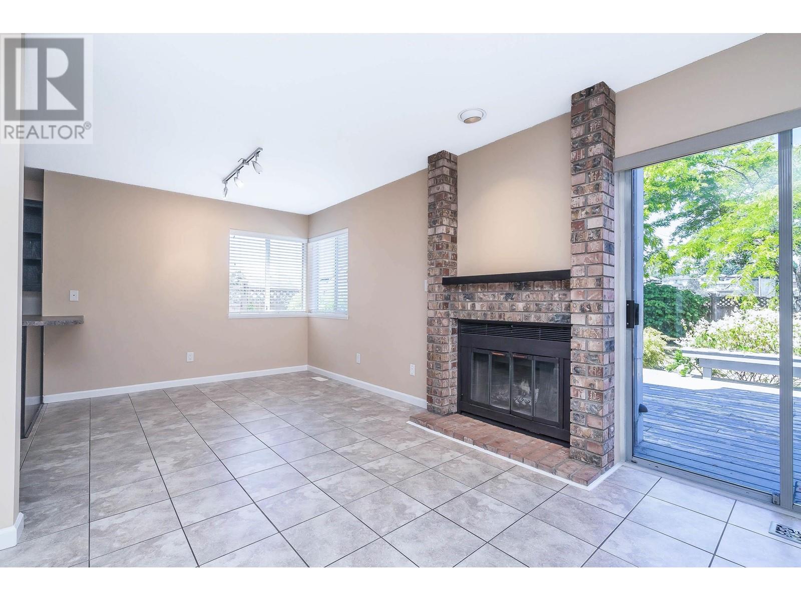 915 Citadel Drive, Port Coquitlam, British Columbia  V3C 5J2 - Photo 11 - R2986036