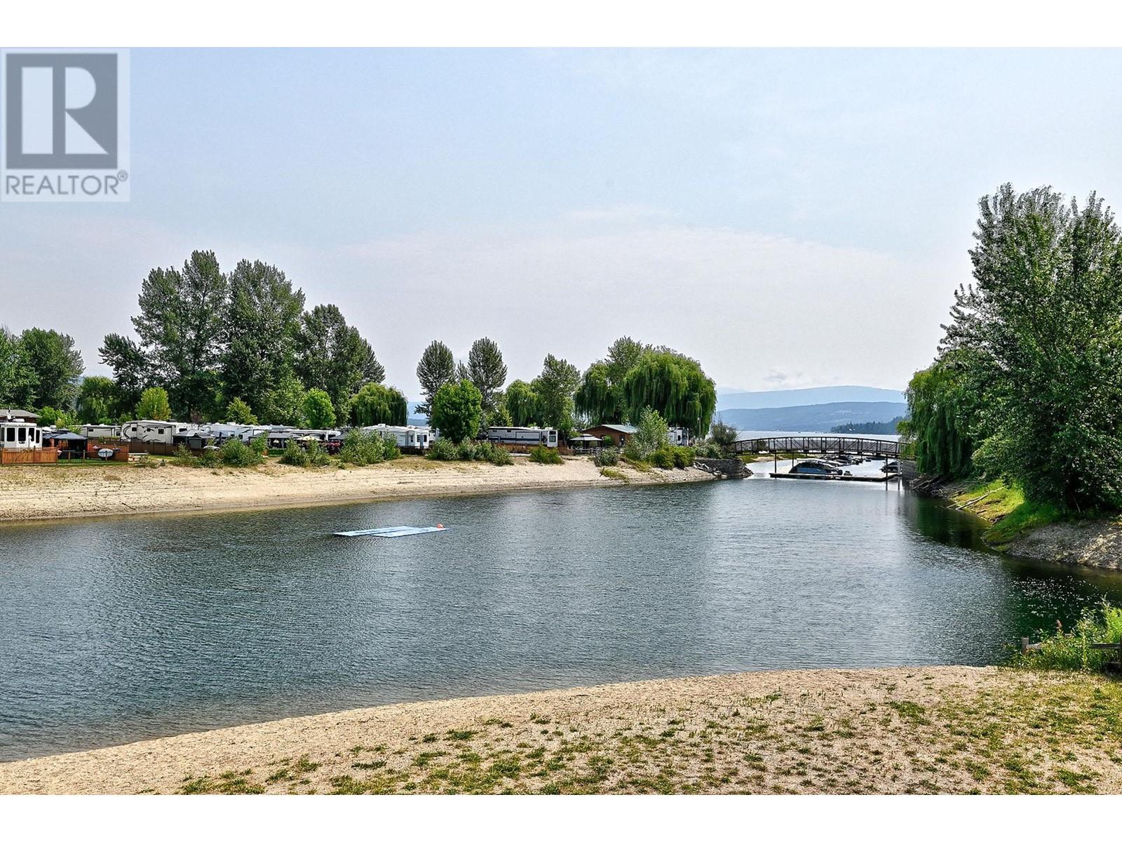 41 Cottonwood Drive N, Lee Creek, British Columbia  V0E 1M4 - Photo 30 - 10341937