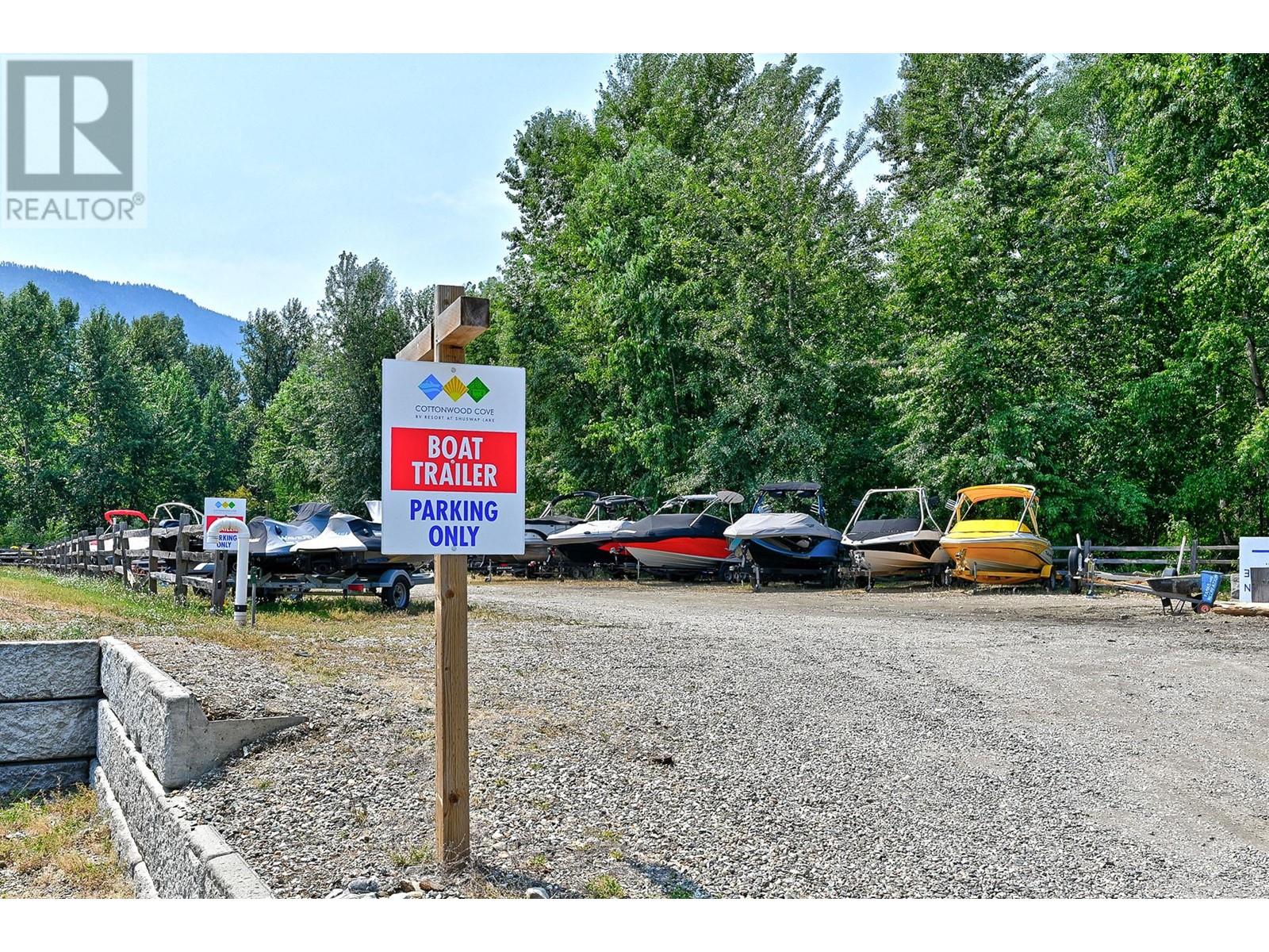 41 Cottonwood Drive N, Lee Creek, British Columbia  V0E 1M4 - Photo 29 - 10341937