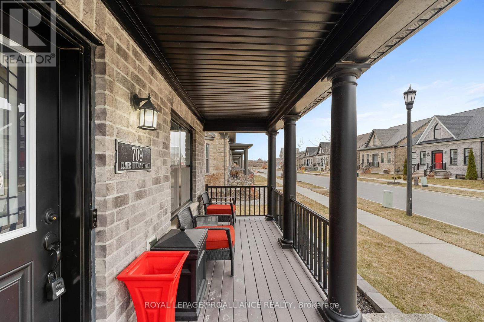 Property at 709 ELMER HUTTON STREET image 3