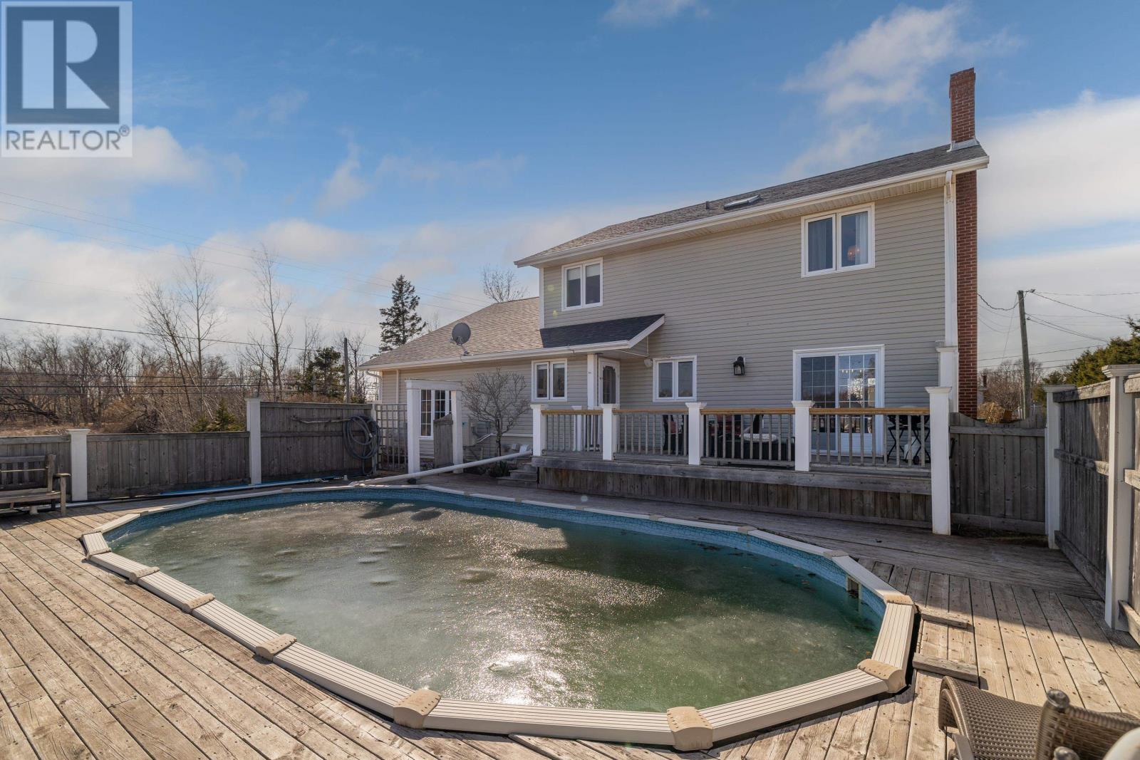 Property at 102 Greensview Drive image 5