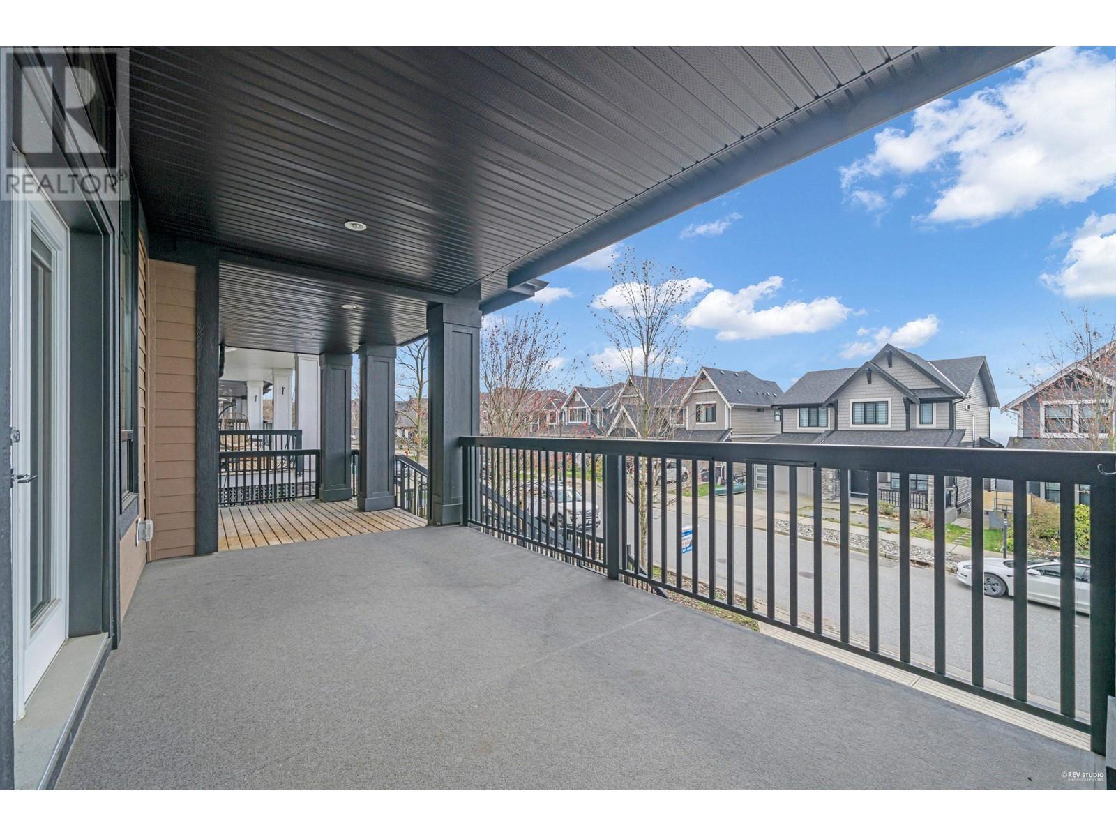 1414 Shay Street, Coquitlam, British Columbia  V3E 0L5 - Photo 2 - R2985530