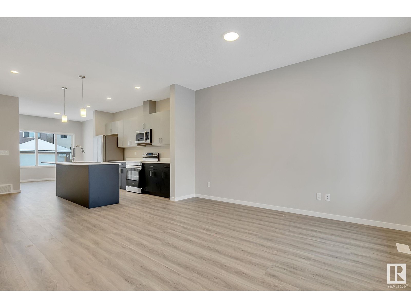 Property at 9621 COLAK LI SW image 3
