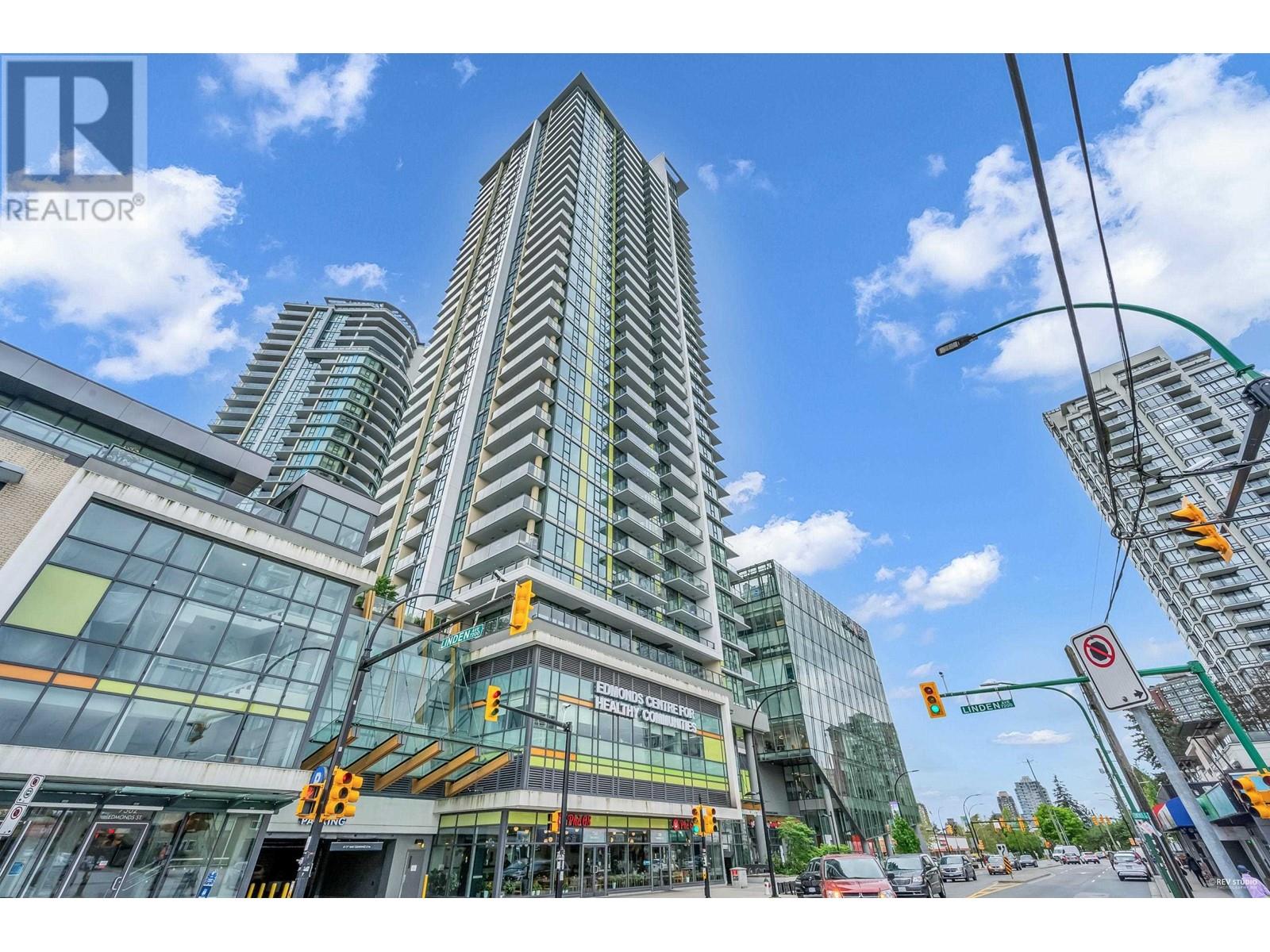 1402 7358 Edmonds Street, Burnaby, British Columbia  V3N 0H1 - Photo 1 - R2984109