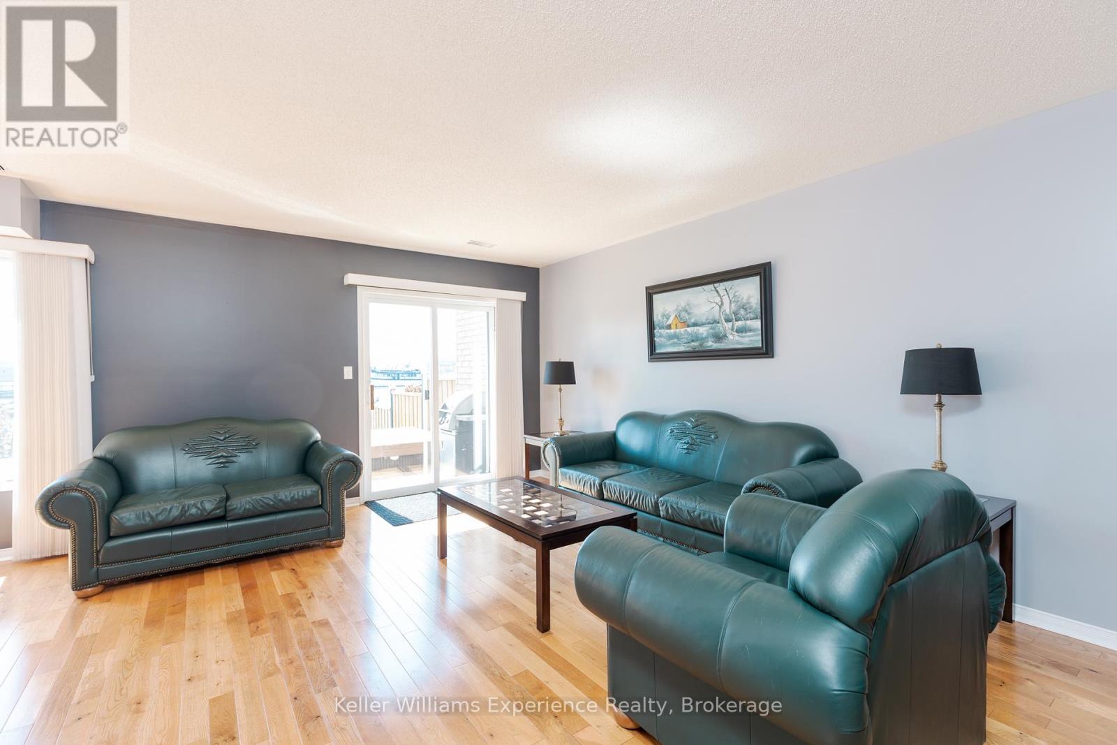 4 - 4 Beck Boulevard, Penetanguishene, Ontario  L9M 2H3 - Photo 12 - S12061895