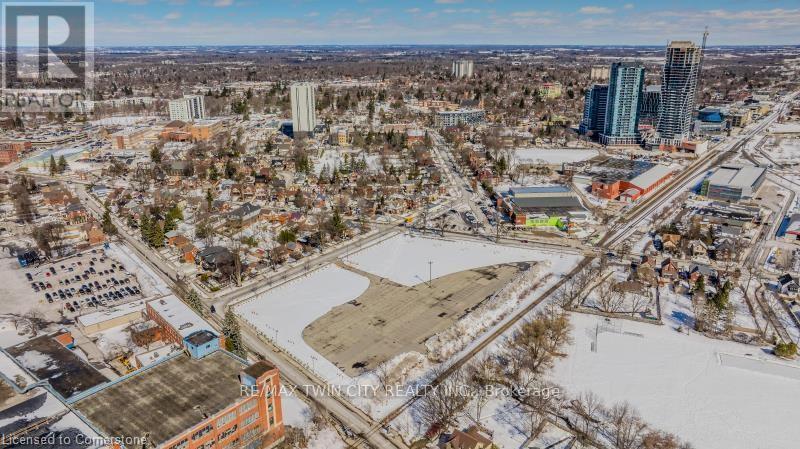 150 Strange Street, Kitchener, Ontario  N2G 1R3 - Photo 8 - X12062433