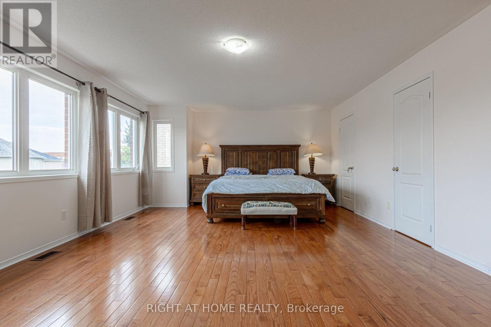 3228 Tacc Drive, Mississauga, Ontario  L5M 0H3 - Photo 24 - W12062516