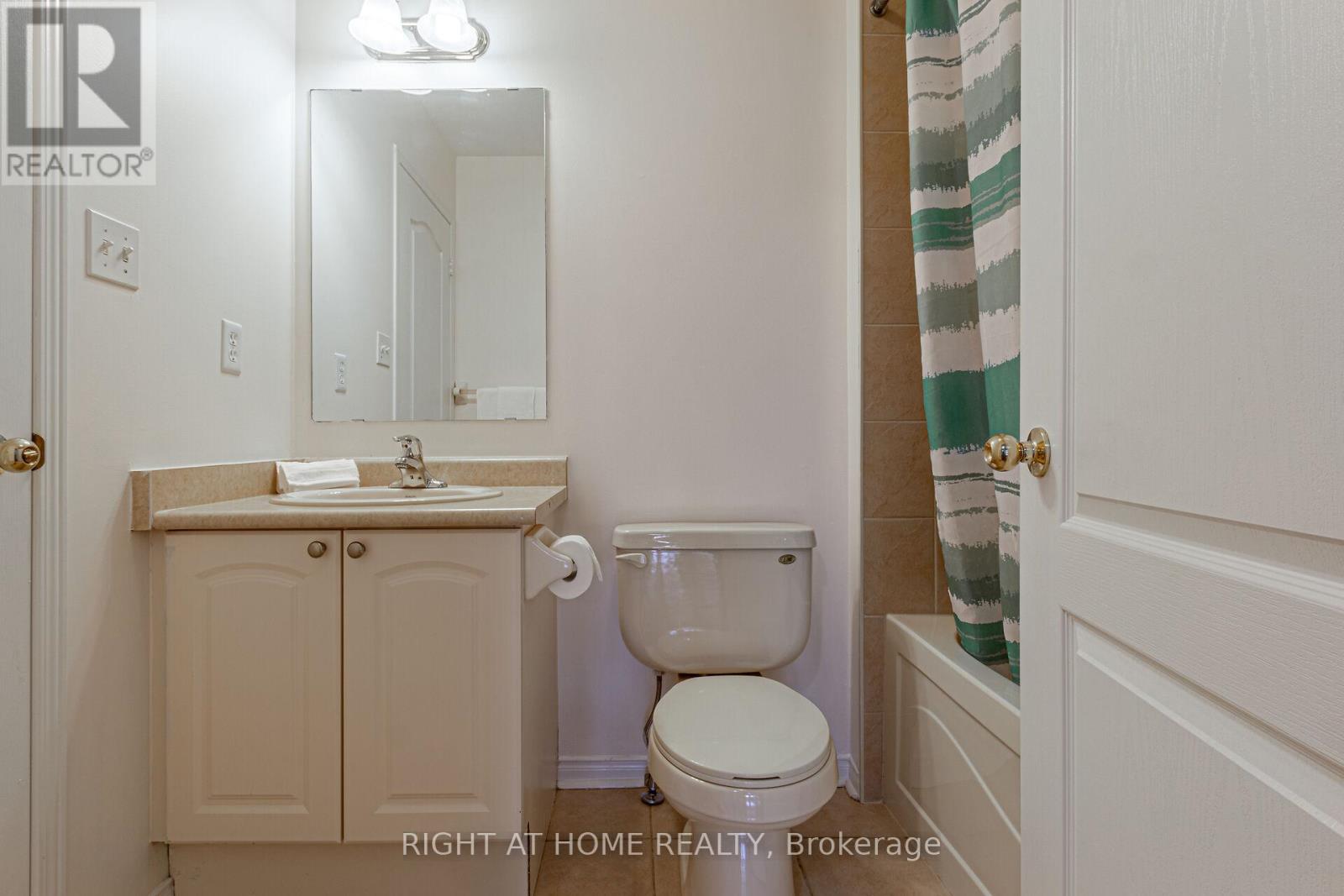 3228 Tacc Drive, Mississauga, Ontario  L5M 0H3 - Photo 31 - W12062516