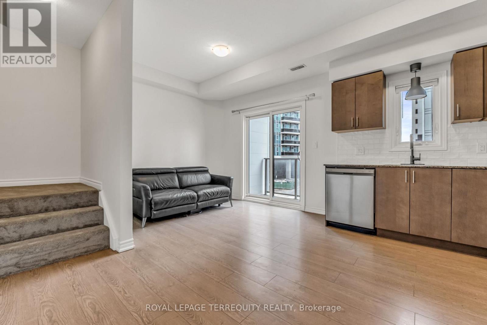 B15 - 1430 Highland Road W, Kitchener, Ontario  N2N 0C3 - Photo 6 - X12057328