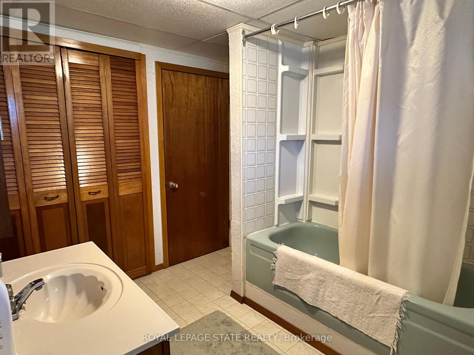 515 Broad Street W, Haldimand, Ontario  N1A 1T6 - Photo 27 - X12062470