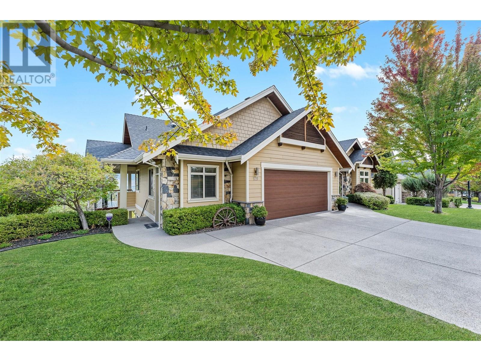 129 Ledge Rock Court, Kelowna, British Columbia