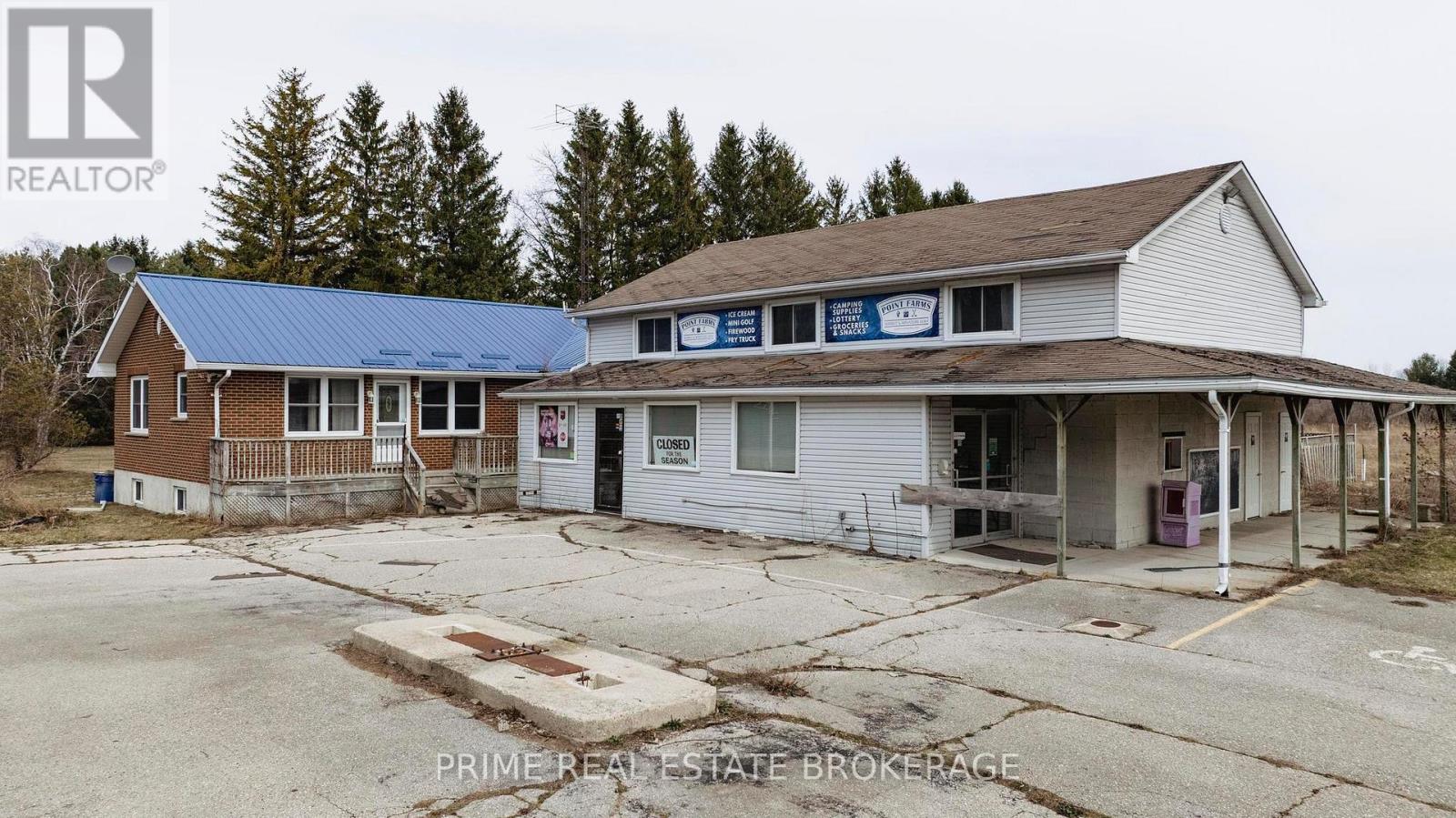 82522 Bluewater Highway, Ashfield-Colborne-Wawanosh, Ontario  N7A 3X9 - Photo 5 - X12045848