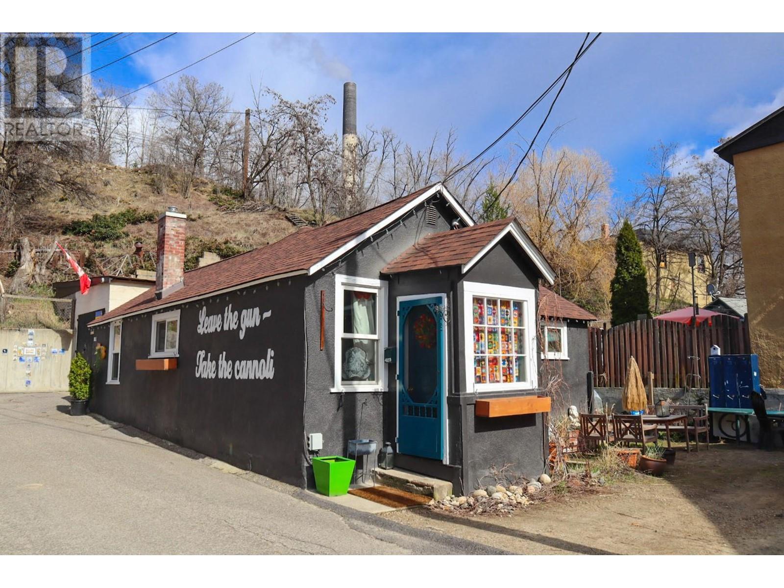 Property at 407 Railway Lane image 1