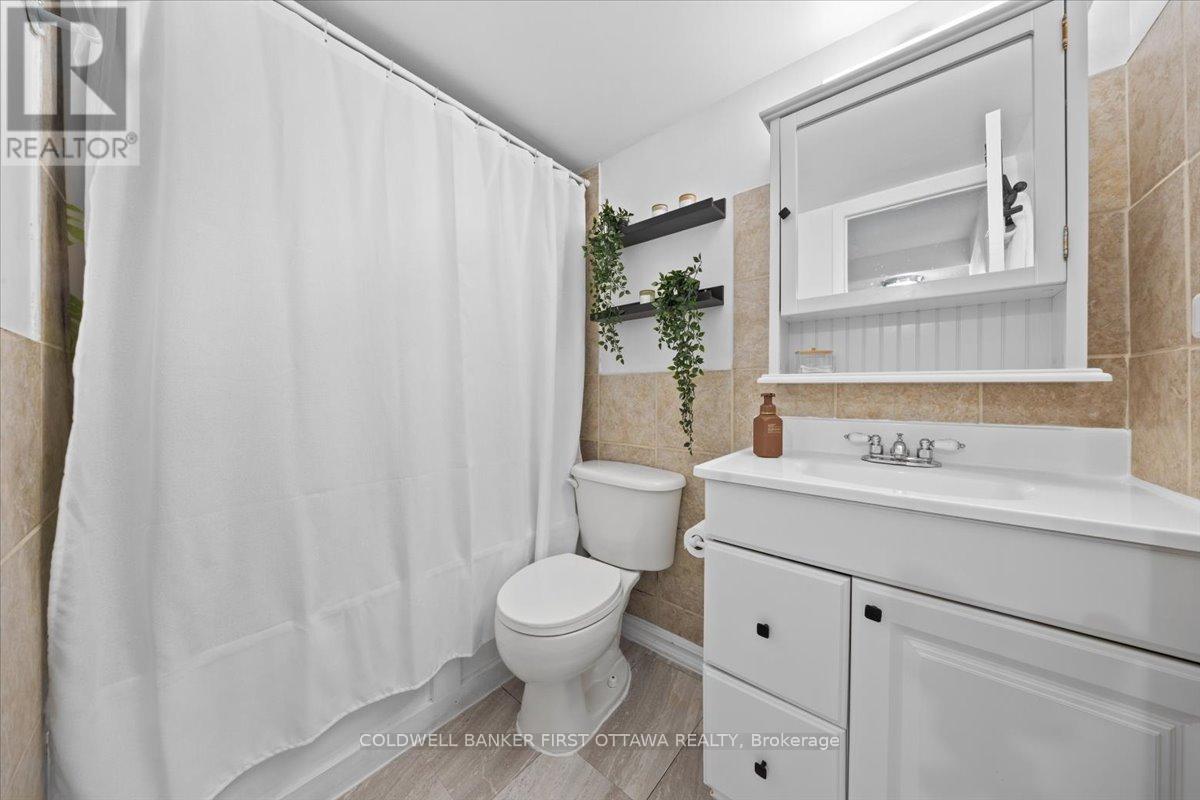175 Castlefrank Road, Ottawa, Ontario  K2L 1T3 - Photo 27 - X12062334