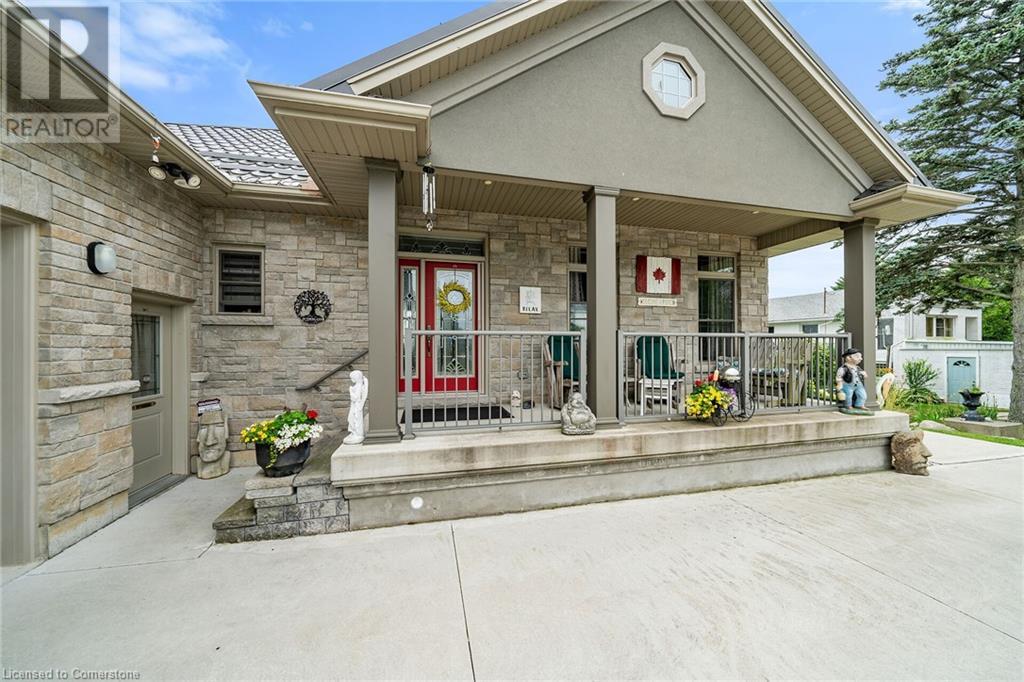 Property at 452 NEW LAKESHORE Road image 5