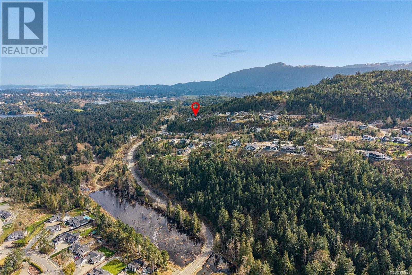 5055 Broad Ridge Pl, Lantzville, British Columbia  V0R 2H0 - Photo 2 - 993929