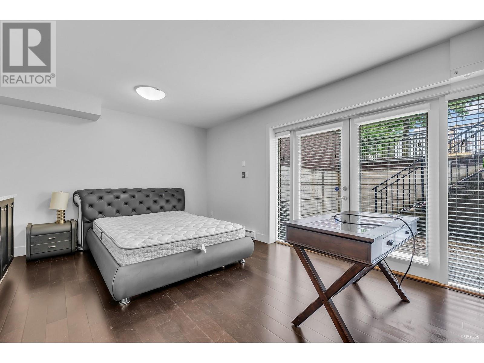 2 5879 Gray Avenue, Vancouver, British Columbia  V6S 0A9 - Photo 13 - R2983760