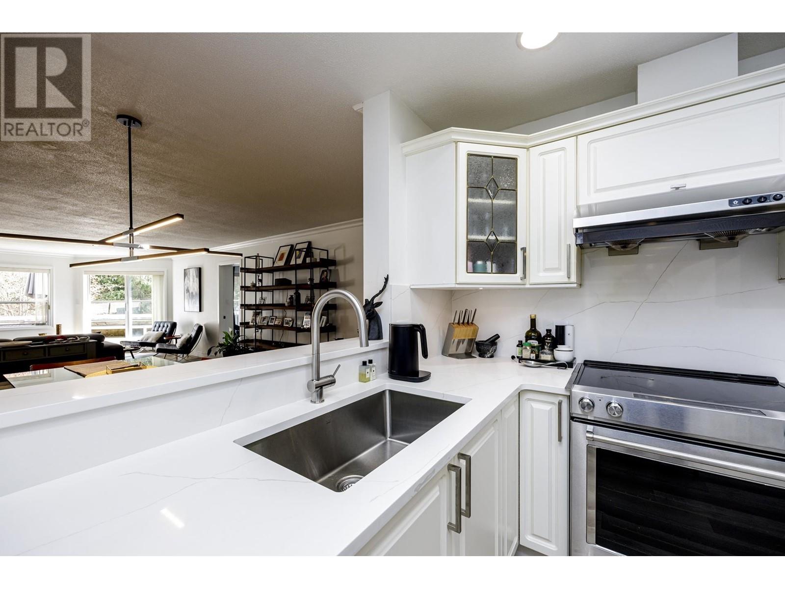 303 1500 Ostler Court, North Vancouver, British Columbia  V7G 2S2 - Photo 14 - R2985960