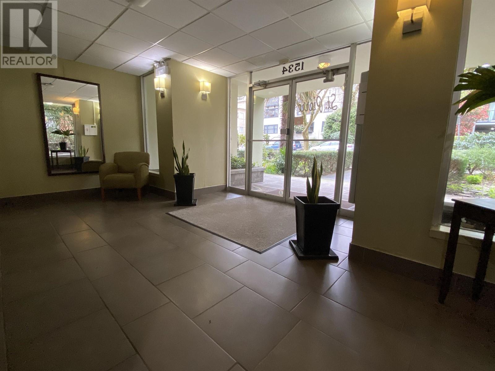 203 1534 Harwood Street, Vancouver, British Columbia  V6G 1X9 - Photo 4 - R2984745