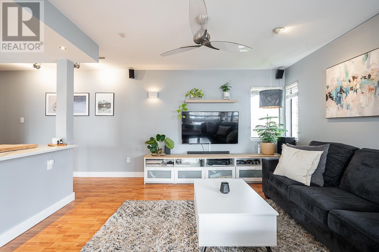 309 410 Agnes Street, New Westminster, British Columbia  V3L 1G1 - Photo 6 - R2985287