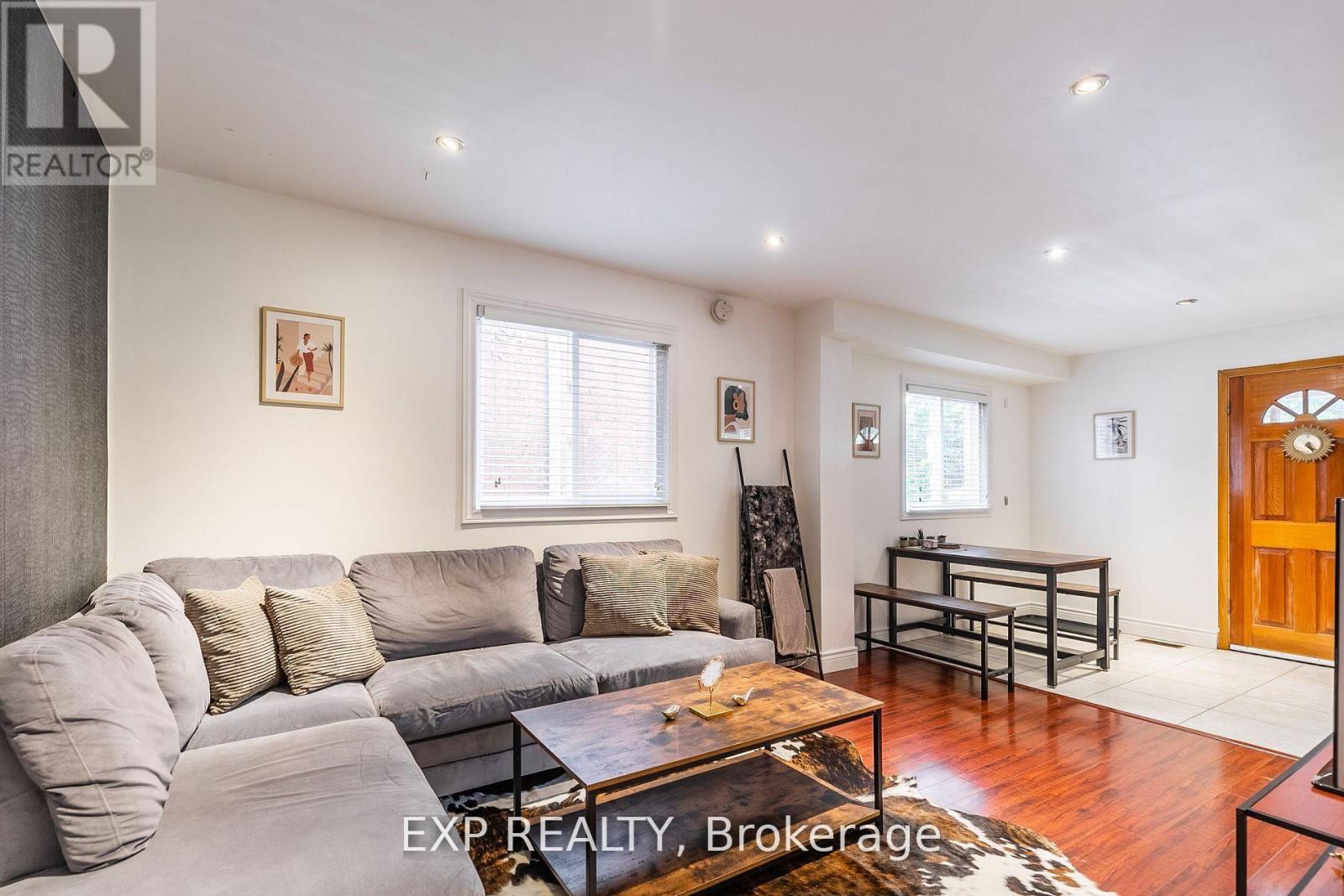 Main - 903.5 Bathurst Street, Toronto, Ontario  M5R 3G4 - Photo 14 - C12062632