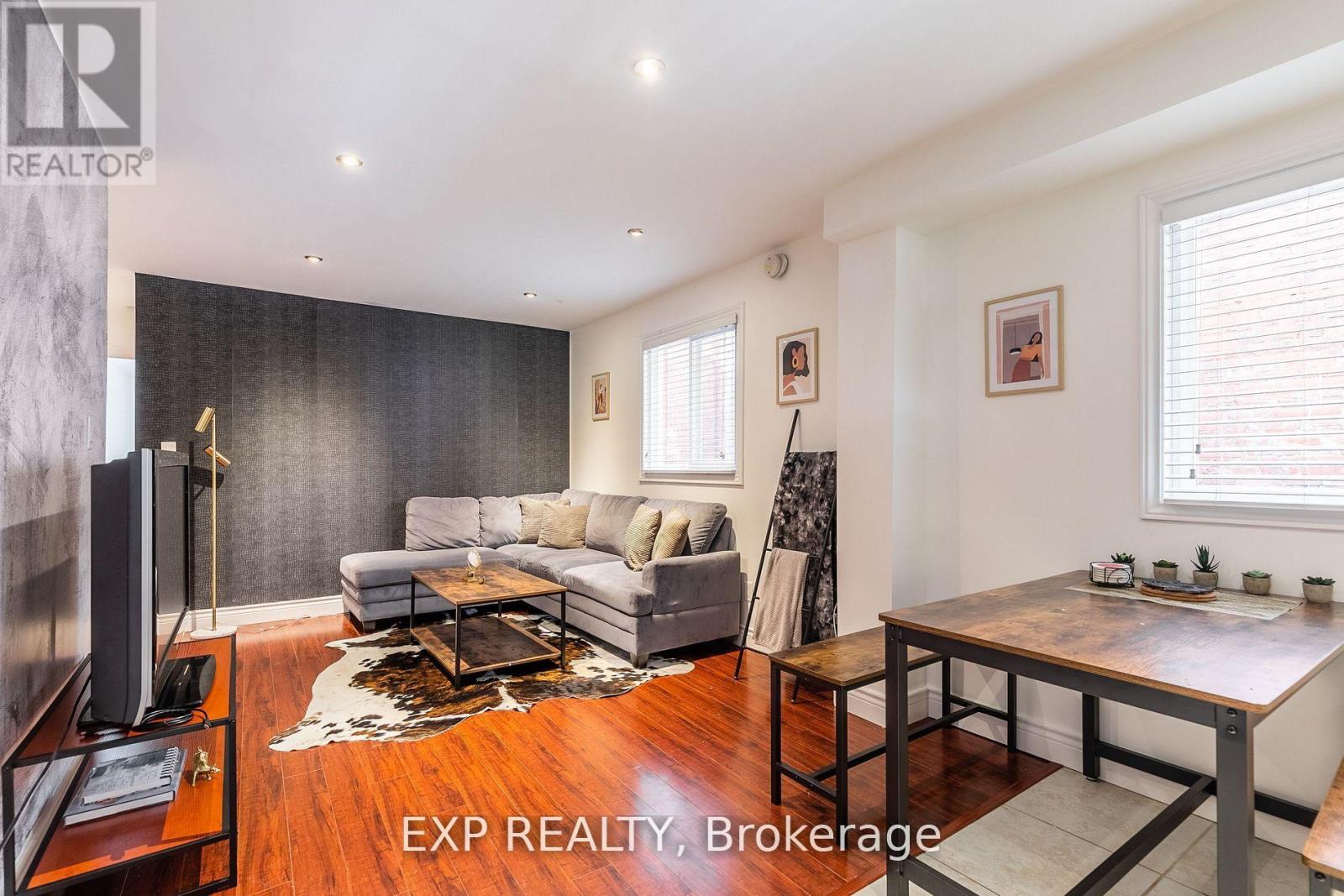Main - 903.5 Bathurst Street, Toronto, Ontario  M5R 3G4 - Photo 2 - C12062632