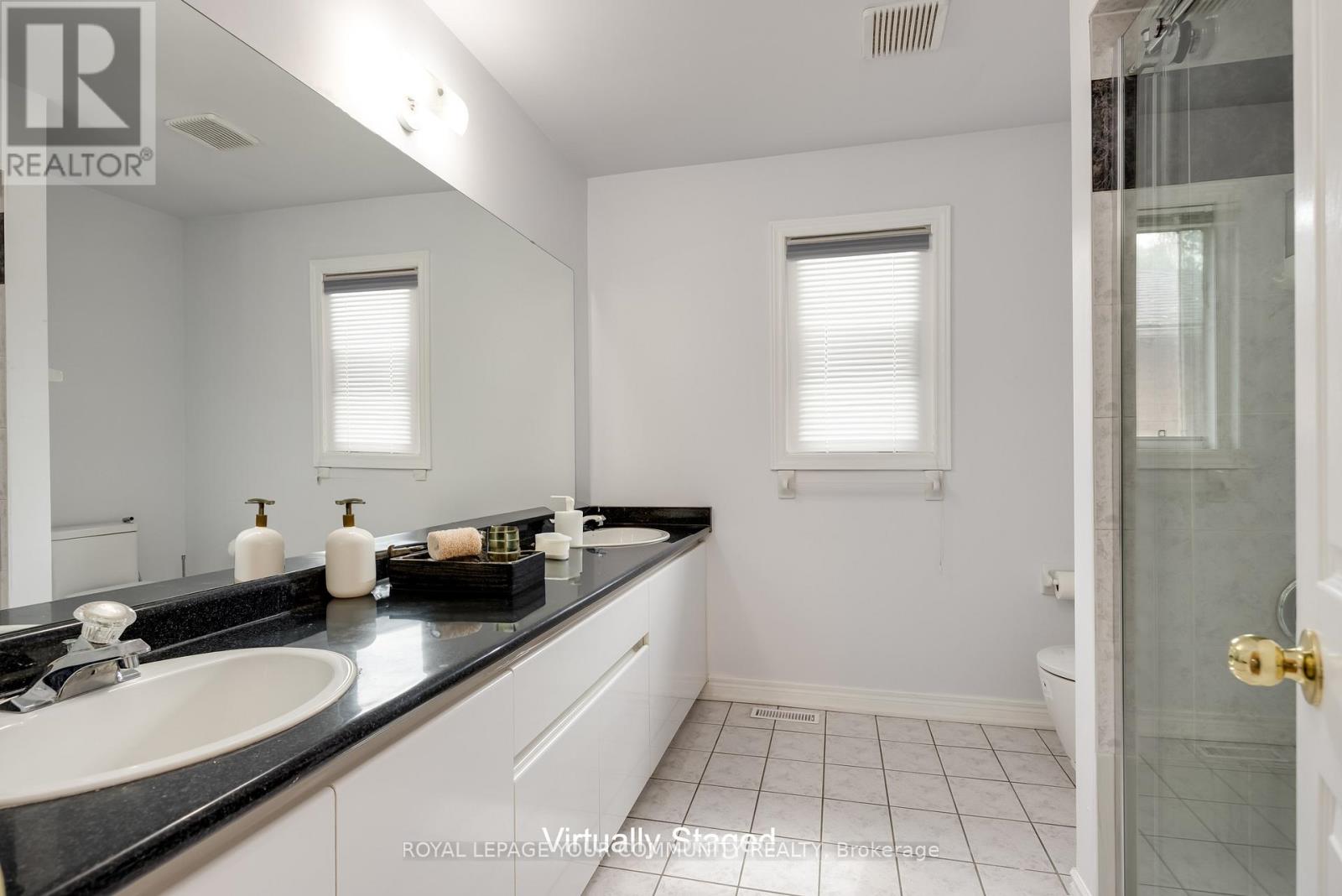3 Creekview Avenue, Richmond Hill, Ontario  L4C 9X1 - Photo 26 - N10421029