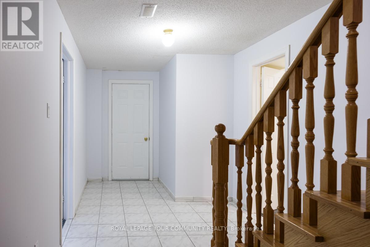 3 Creekview Avenue, Richmond Hill, Ontario  L4C 9X1 - Photo 27 - N10421029