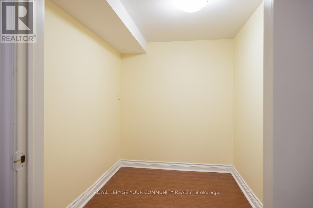 3 Creekview Avenue, Richmond Hill, Ontario  L4C 9X1 - Photo 31 - N10421029