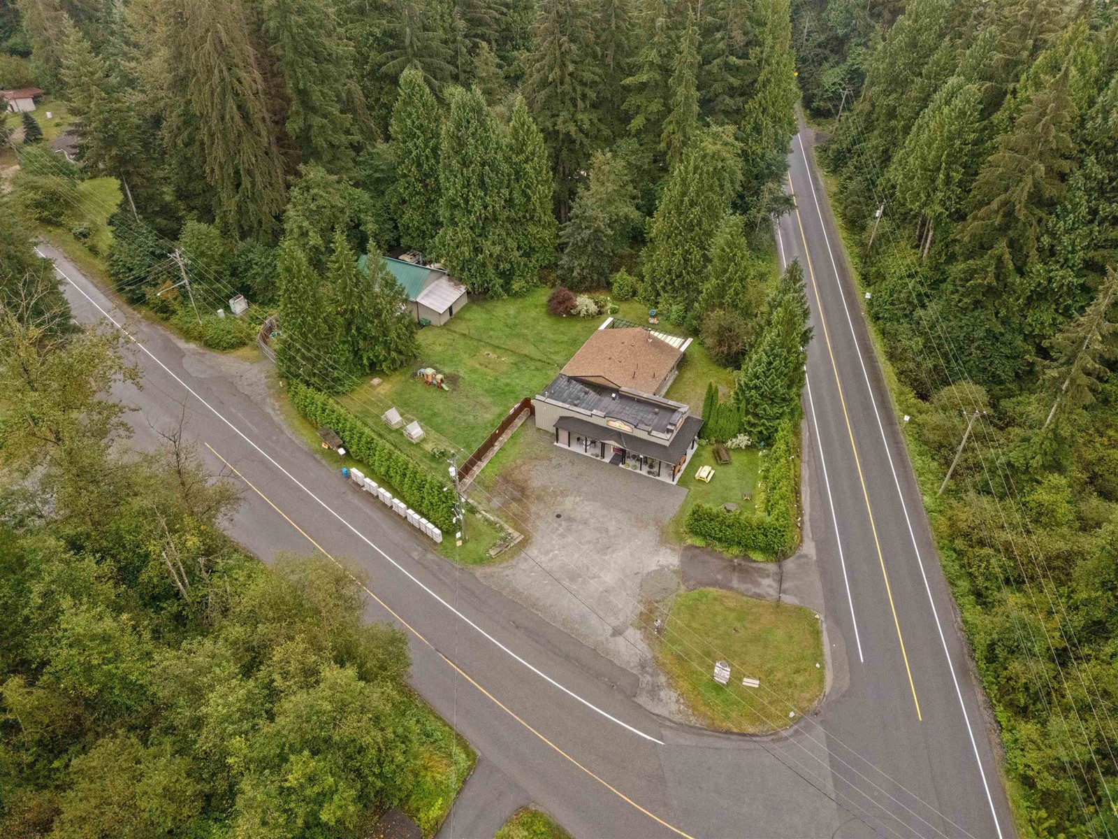 11932 Dewdney Trunk Road, Mission, British Columbia  V4S 1L2 - Photo 2 - R2986229