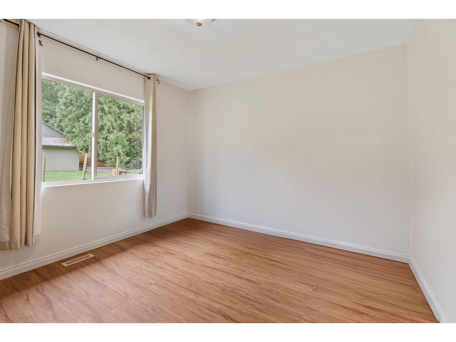 11932 Dewdney Trunk Road, Mission, British Columbia  V4S 1L2 - Photo 20 - R2986229
