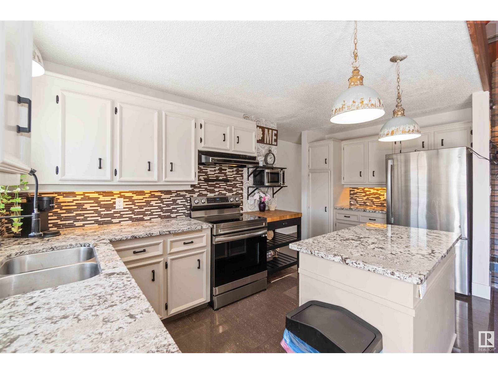 Property at 11439 162a AV NW NW image 1