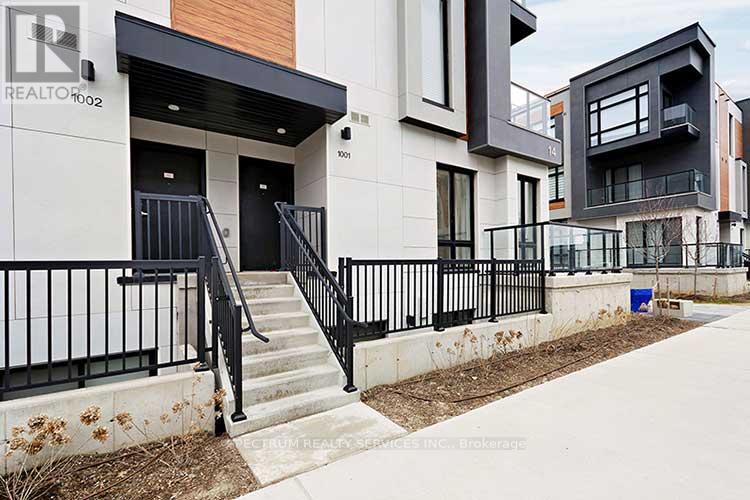 Property at 1001 - 14 DAVID EYER ROAD image 2