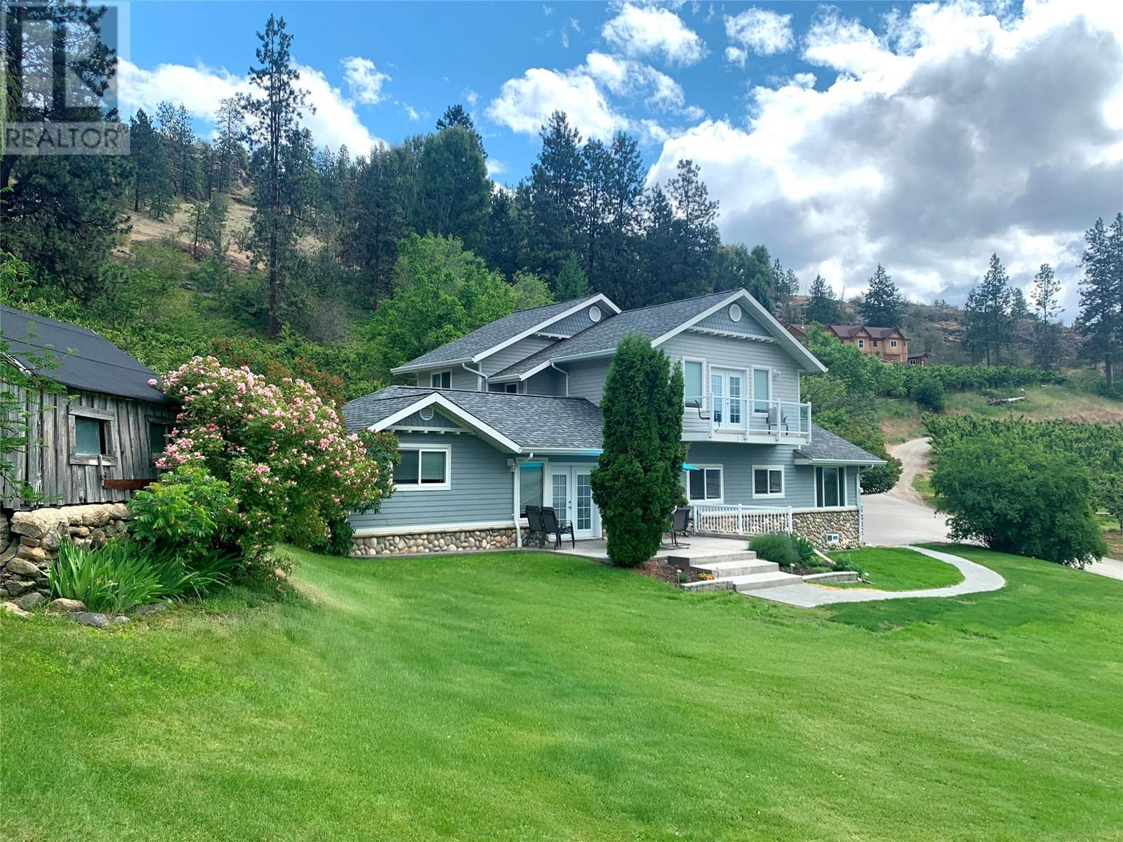 Property at 2070 NARAMATA Road image 2