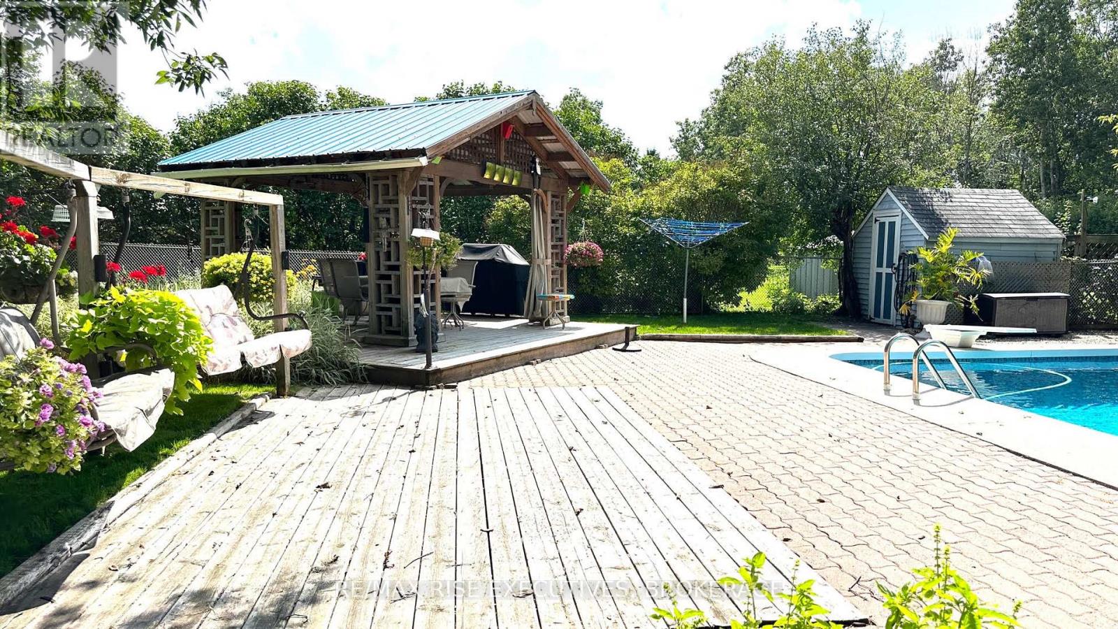 1957 Rosedale Drive, Kingston, Ontario  K0H 1S0 - Photo 43 - X12062788