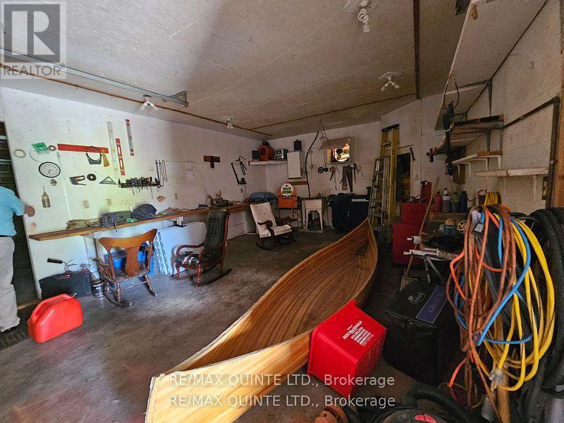 1648 North Big Island Road, Prince Edward County (Sophiasburgh), Ontario  K0K 1W0 - Photo 21 - X12062750
