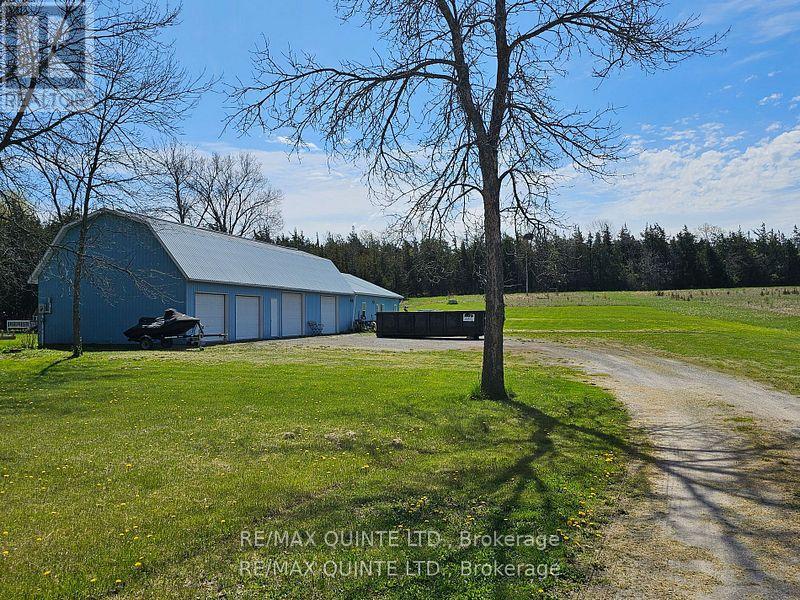 1648 North Big Island Road, Prince Edward County (Sophiasburgh), Ontario  K0K 1W0 - Photo 29 - X12062750