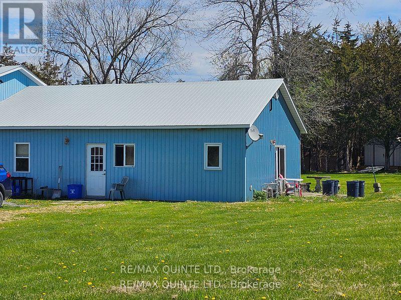 1648 North Big Island Road, Prince Edward County (Sophiasburgh), Ontario  K0K 1W0 - Photo 3 - X12062750