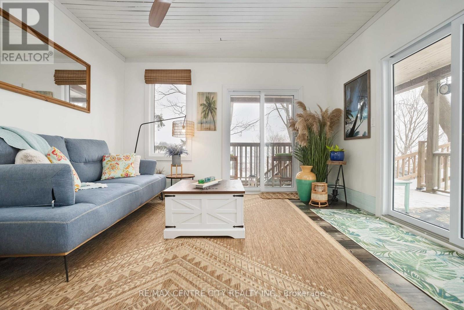 Property at 348 ERIE STREET image 5