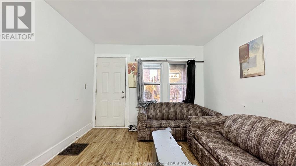 Property at 211 JOSEPHINE image 3