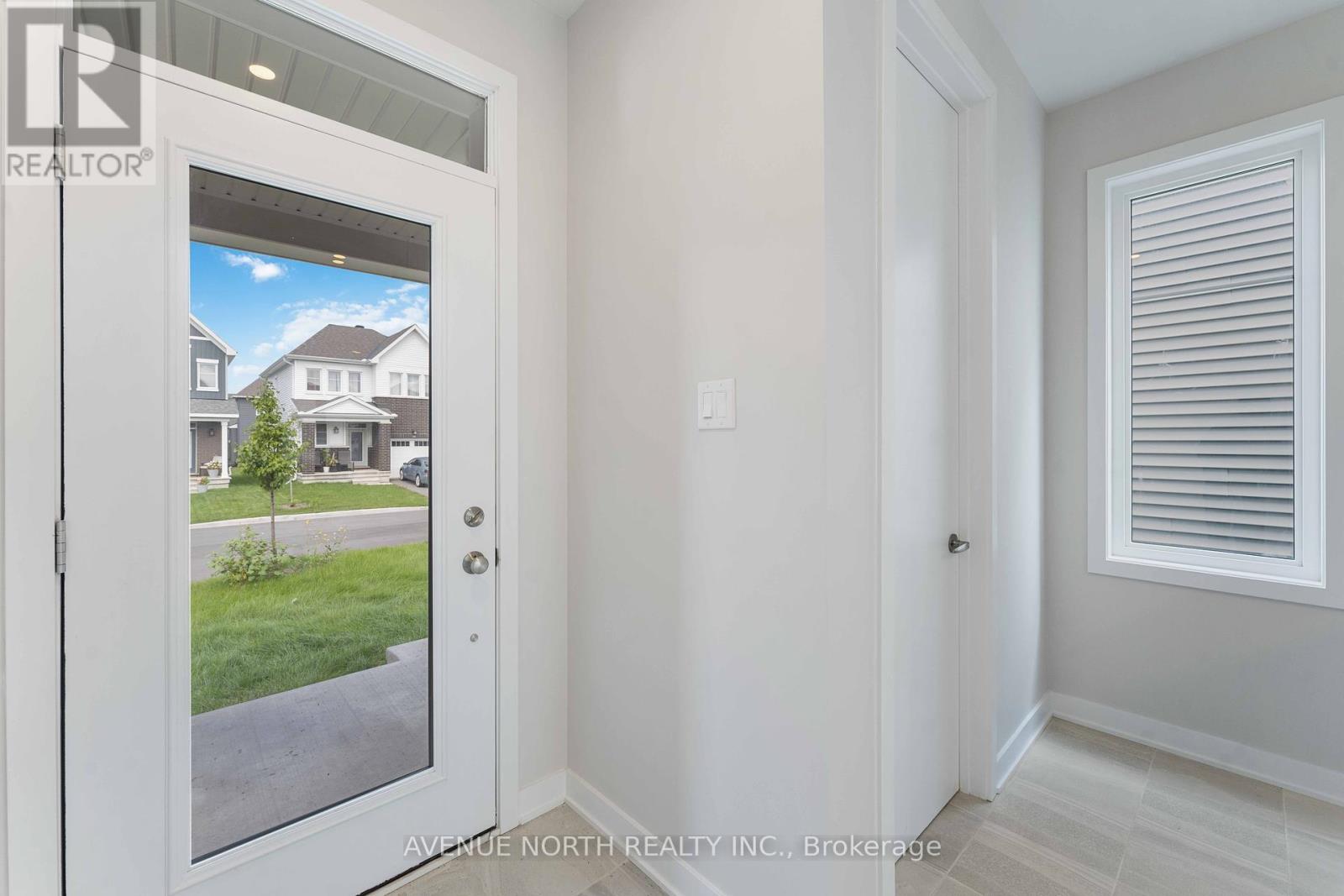 Property at 91 MUDMINNOW CRESCENT image 5