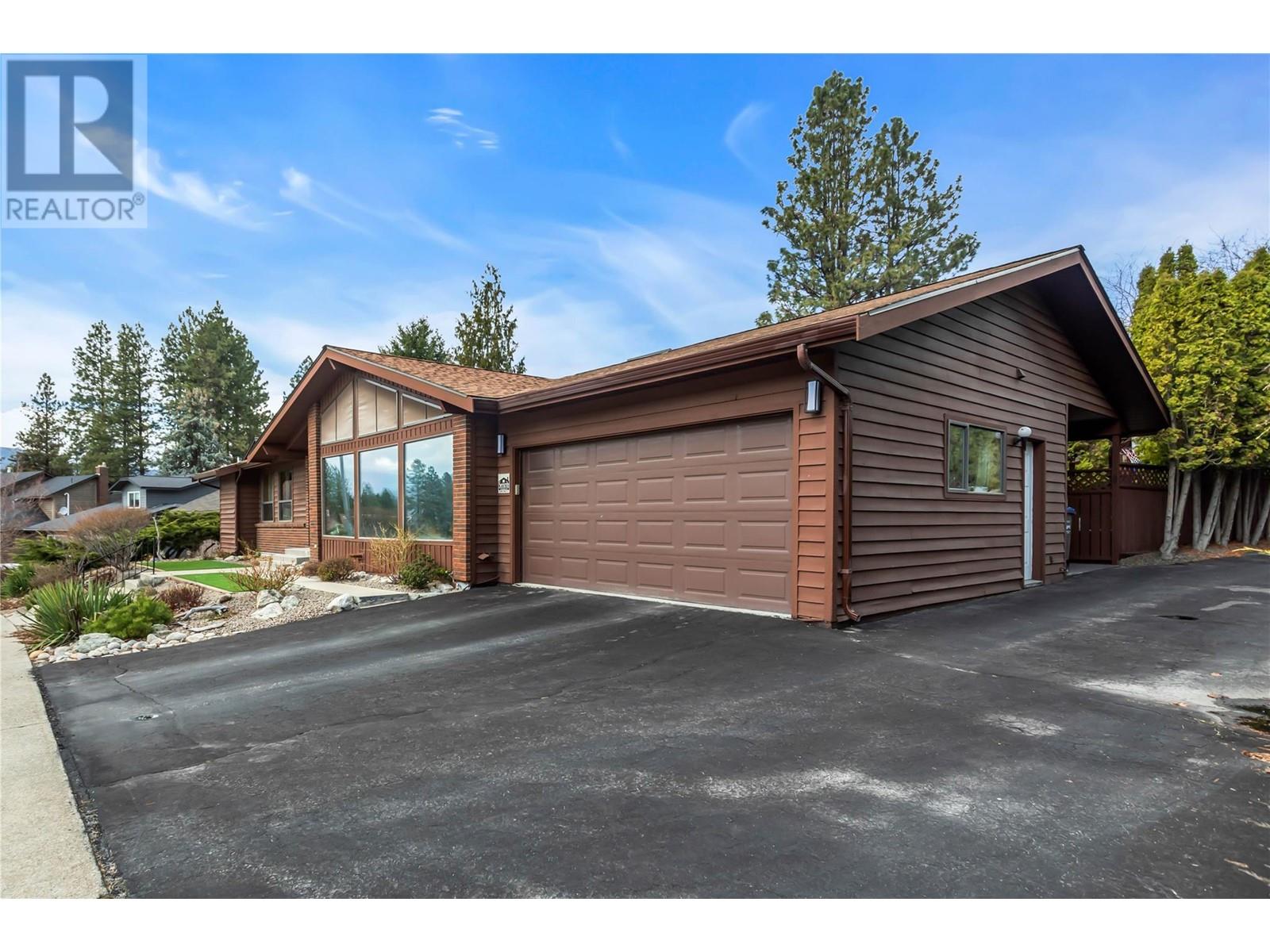 Property at 781 Balsam Avenue image 5